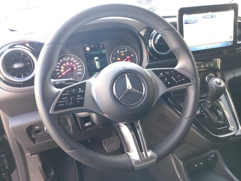 Fahrzeugabbildung Mercedes-Benz T 180 d Navi*Leder*PDC*SpurH*SpurW*LED*Kam.