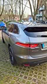 Jaguar F-Pace 30d AWD R-Sport Automatik Panorama V6 - Jaguar F-PACE R-Sport mit Diesel-Antrieb