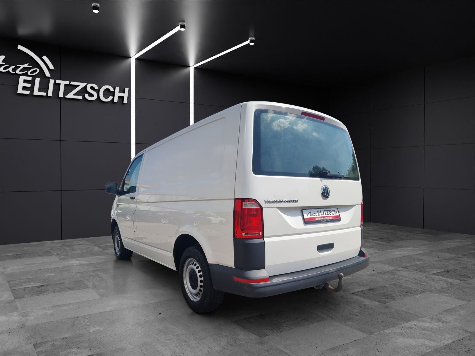 Fahrzeugabbildung Volkswagen T6 Transporter TDI Kasten AHK Klima Bluetooth