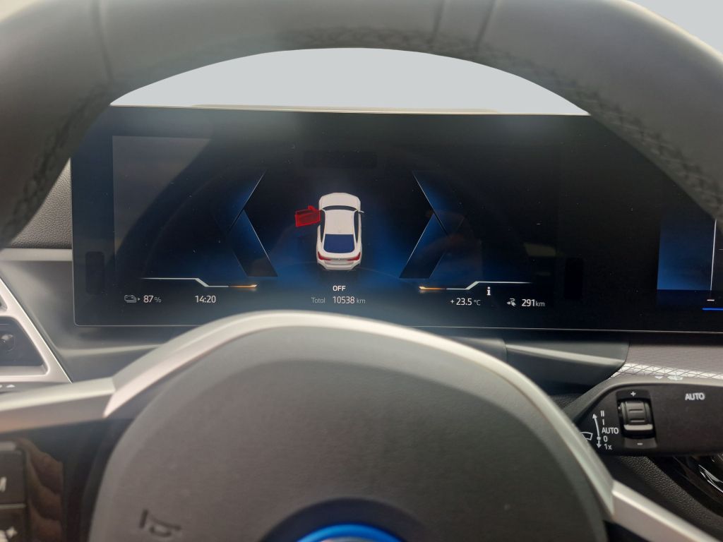 BMW i4 - Bild 18