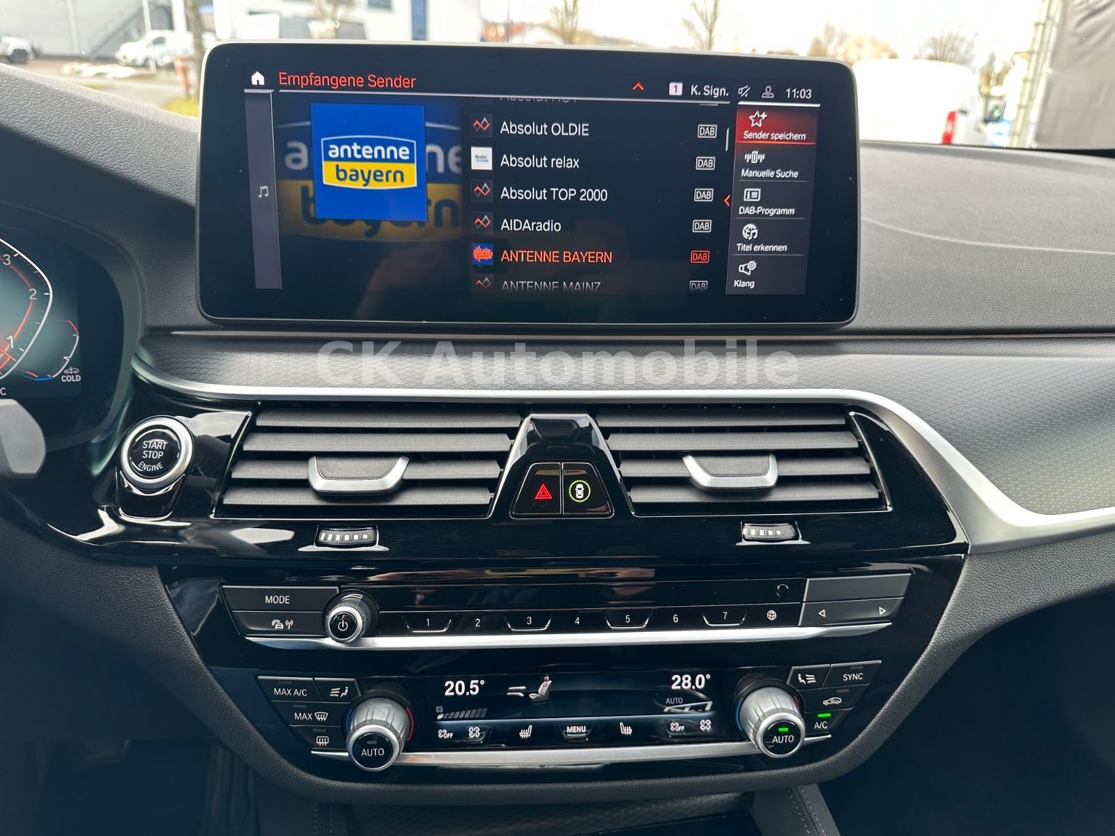 Fahrzeugabbildung BMW 520dxDrive Touring M-Sport/Laser/Head-Up/ACC/AHK