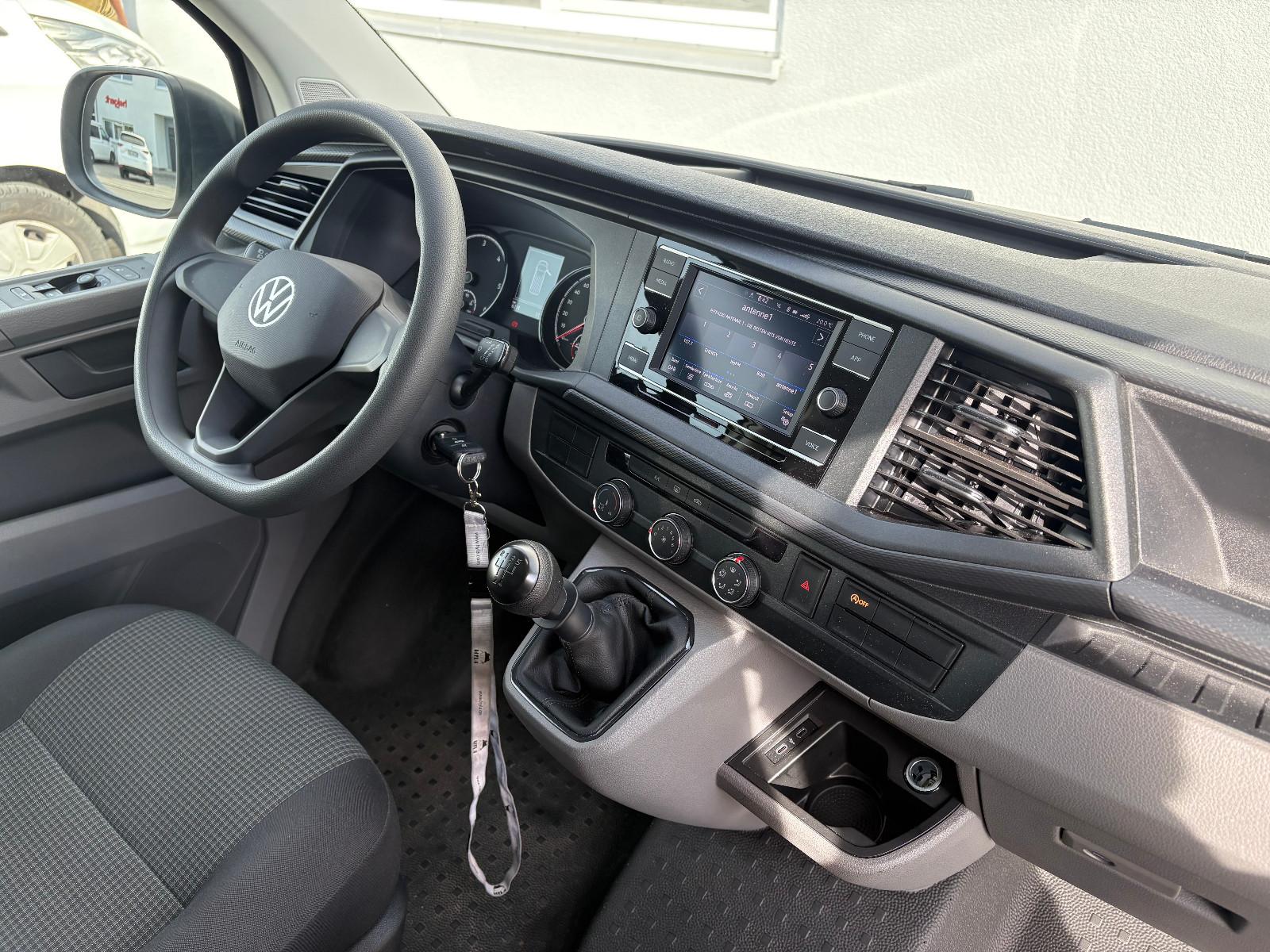 Volkswagen T6 Transporter 2.0, Kamera, AHK, Heckscheibe