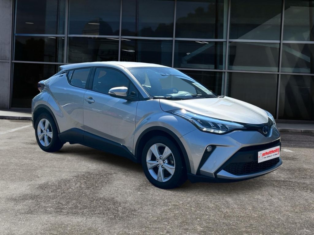 Fahrzeugabbildung Toyota C-HR Hybrid Business-Edition
