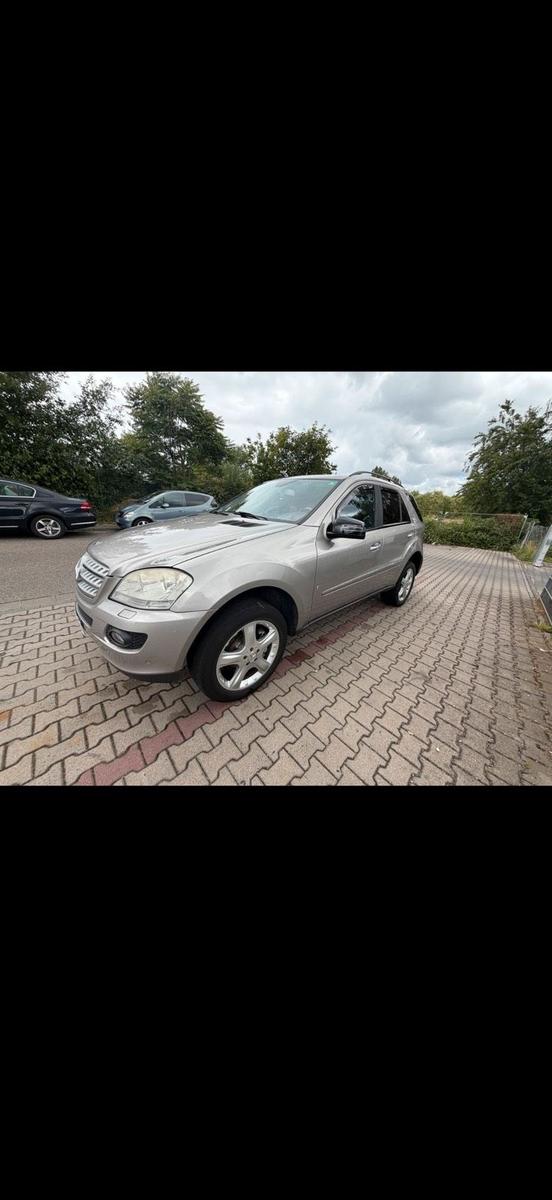 Mercedes-Benz ML500, 2007