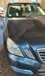 Mercedes-Benz E 220 CDI T AVANTGARDE AVANTGARDE , 7 GANG - Behindertengerechte Mercedes-Benz E 220