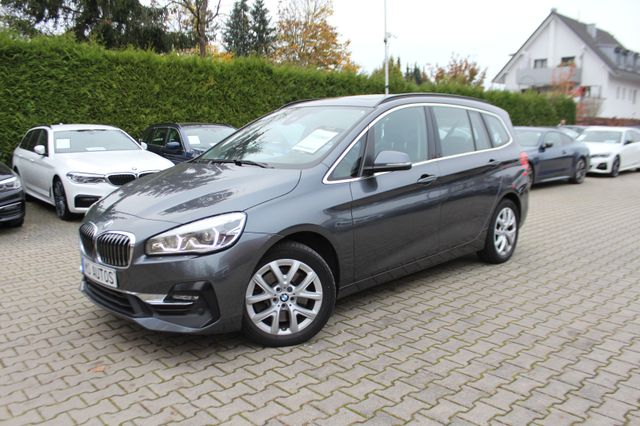 BMW 220 Gran T*Luxury Line*Panorama*Head Up*7 Sitze