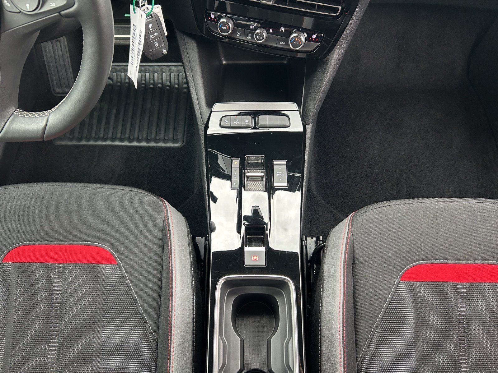 Fahrzeugabbildung Opel Mokka 1.2 Turbo GS Aut./LED/ACC/KAMERA/NAVI/SHZ/