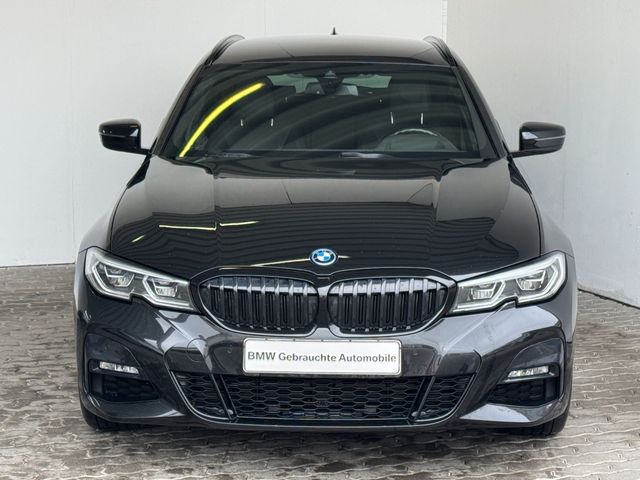 BMW 330e Tour. M Sport Navi.Laser.HuD.DriveAss.Rükam