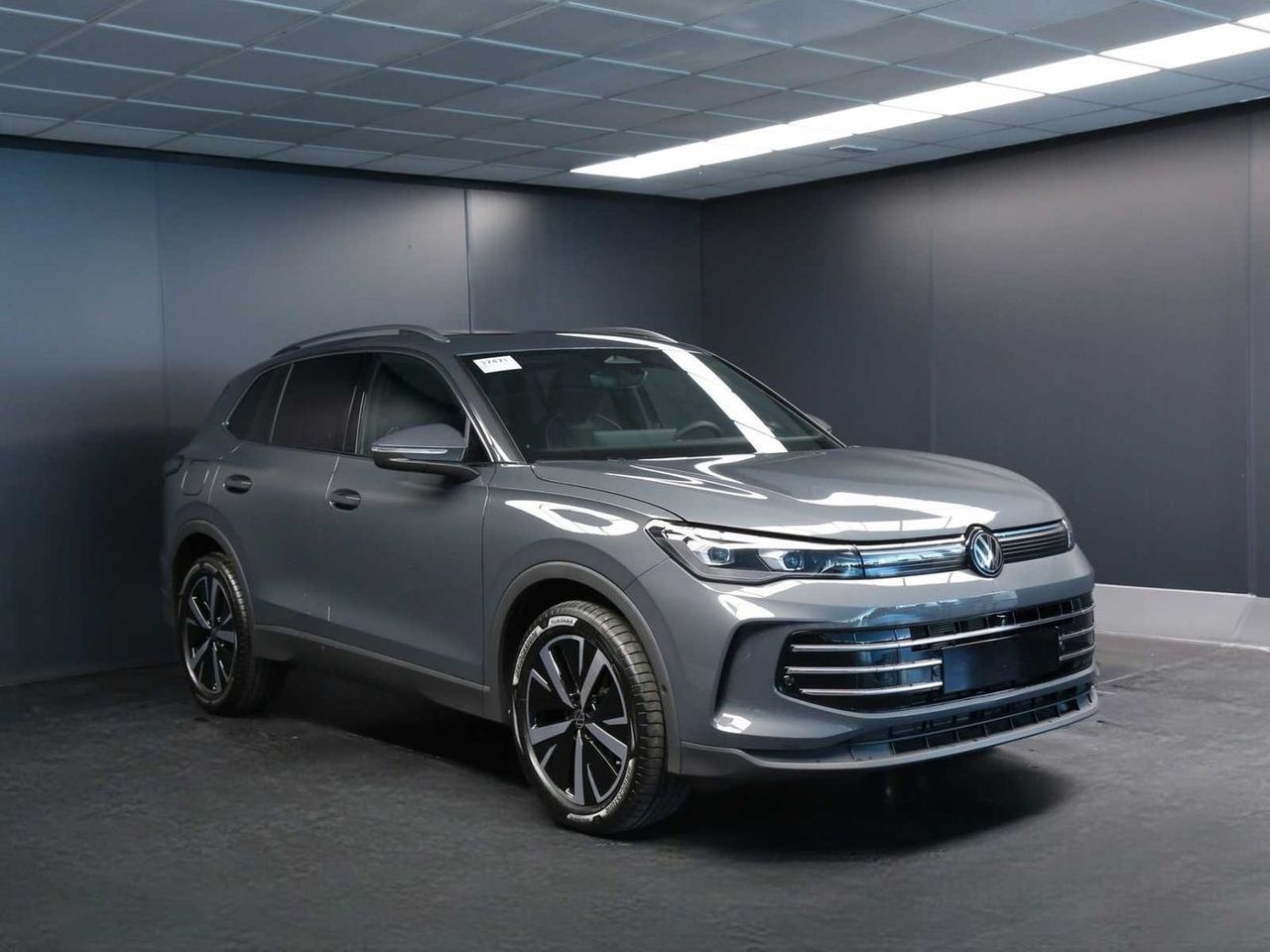 Volkswagen Tiguan 1.5 eTSI DSG 150 CV Elega #501 imagem 2