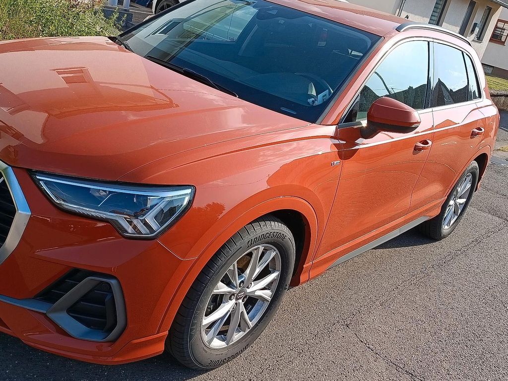 Image of Audi Q3