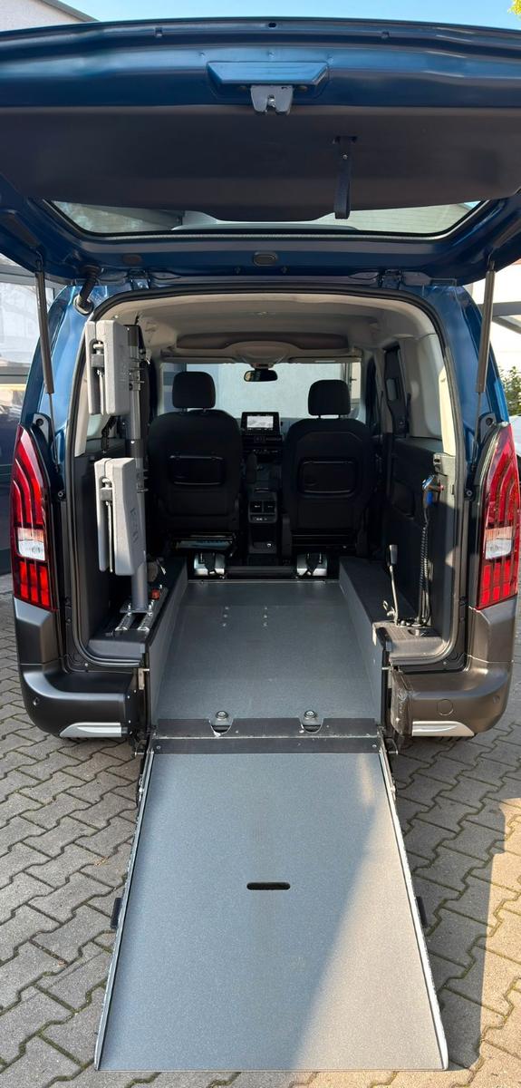 Peugeot Rifter Automatik Behindertengerecht Rollstuhl