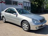 Mercedes-Benz C 180 Kompressor ELEGANCE - Mercedes-Benz C 180 aus 2005: Kompressor