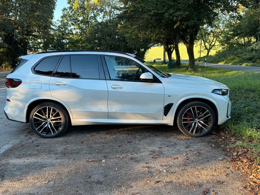 Image of BMW X5