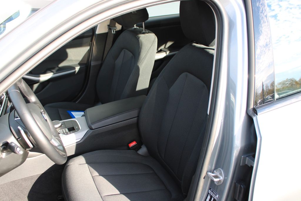 BMW 320 d xDrive Touring NAVI SHZ LED PDC AUT LIVE