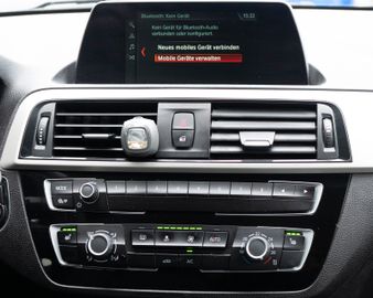 Fahrzeugabbildung BMW 120i Advantage KLIMAAUTO.|PDC|SHZ|