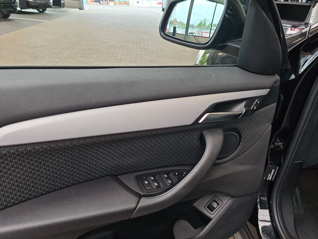 BMW X1 xDrive20d Advantage LED Pano Navi Shz. CD uvm