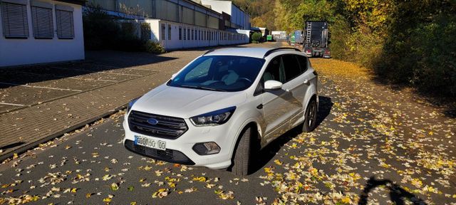 Ford Kuga 2.0 Tdci St-line Garantie bis 04...