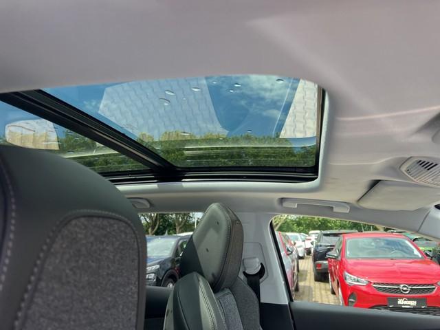 Peugeot 3008 Allure 1.2 PT EAT8 +PANO+NAVI+LED+SHZ+CARPL