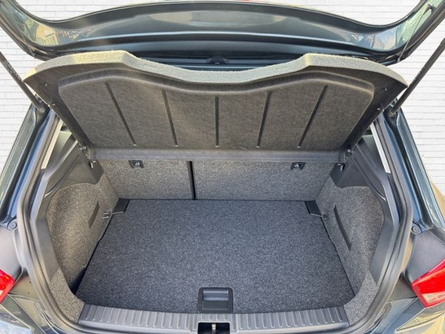 Fahrzeugabbildung SEAT Ibiza 1.0 TSI Style KLIMA LED ALU