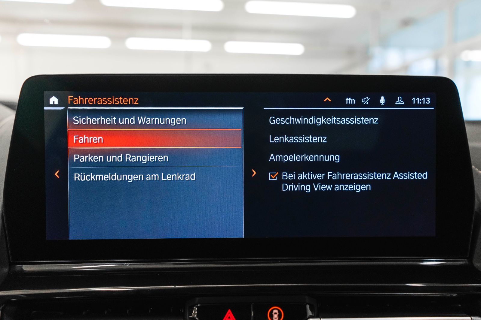 Fahrzeugabbildung BMW M850i xDrive Coupe HUD H&K 360° LASER INDIVIDUAL