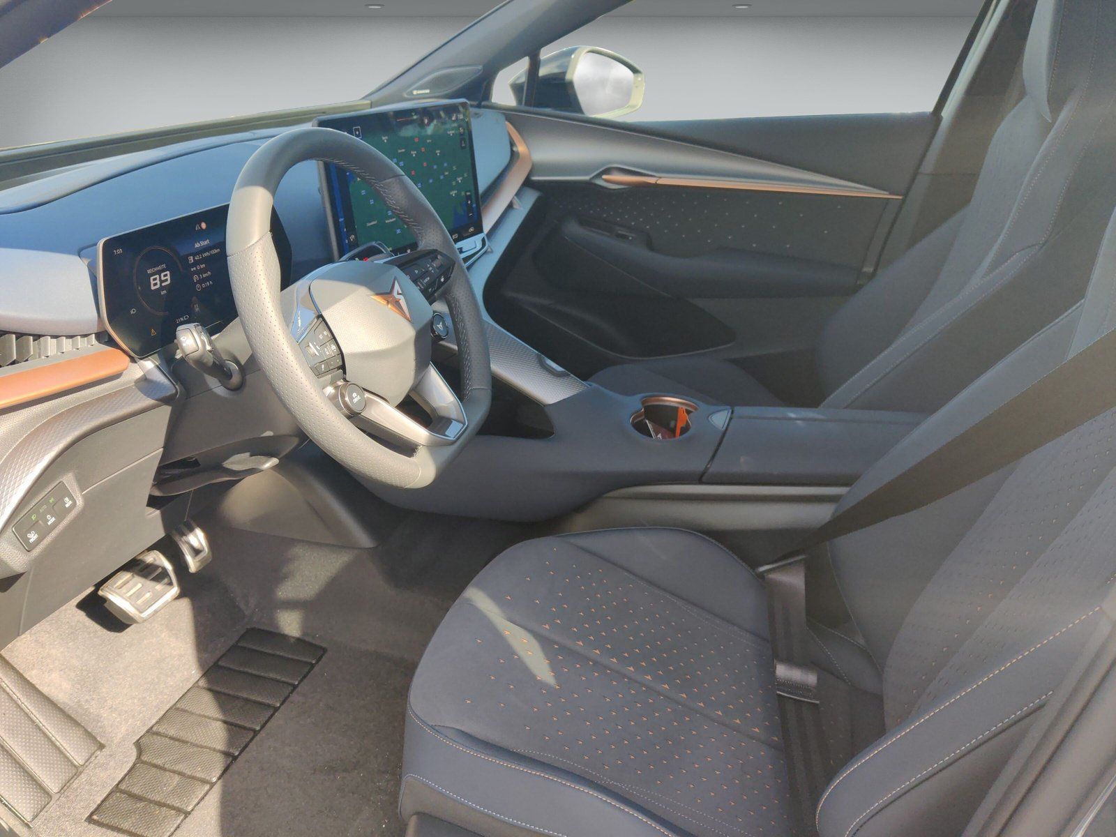 Cupra Tavascan - Bild 11