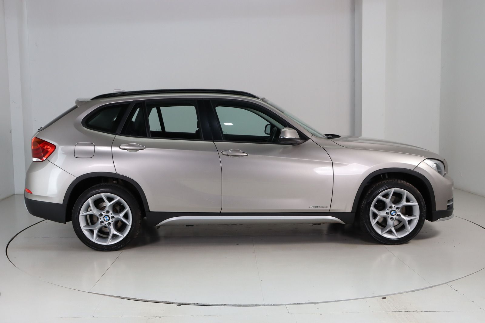 Fahrzeugabbildung BMW X1 Xdrive 18d X-Line * 1.Hand