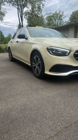 MERCEDES-BENZ Mercedes  E 220 d Taxi