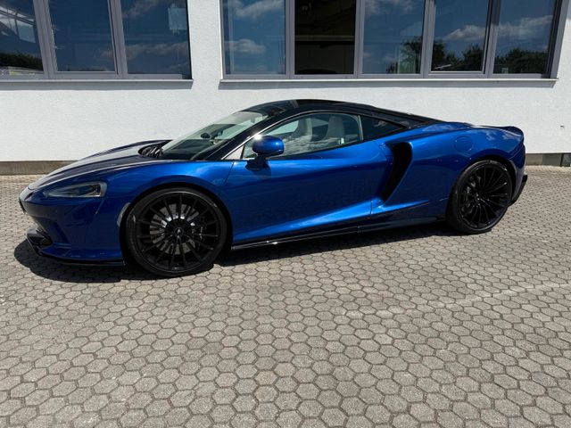 McLaren GT