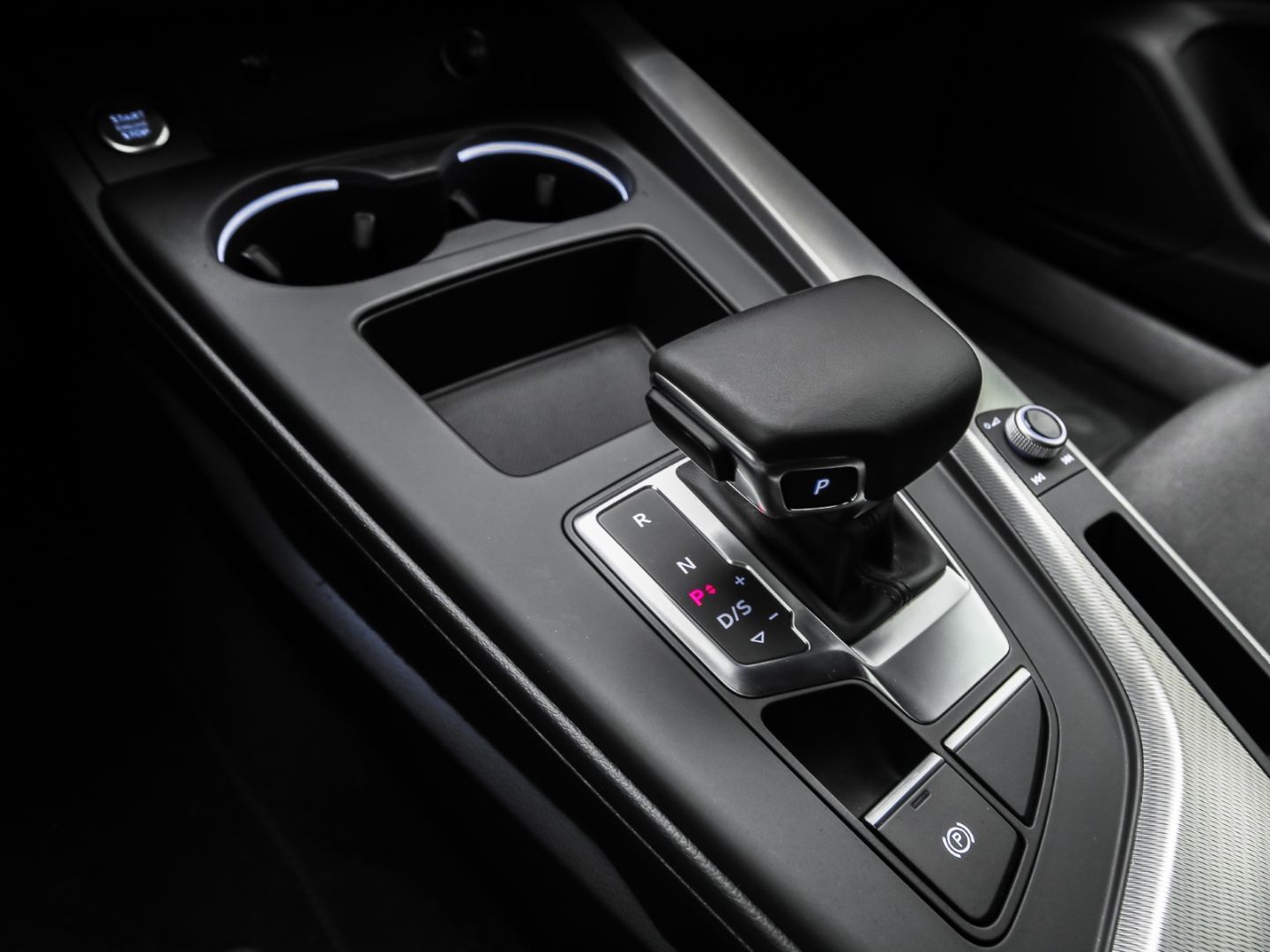 Audi A4 Avant 40 TDI advanced Navi AHK ACC LED foto 14