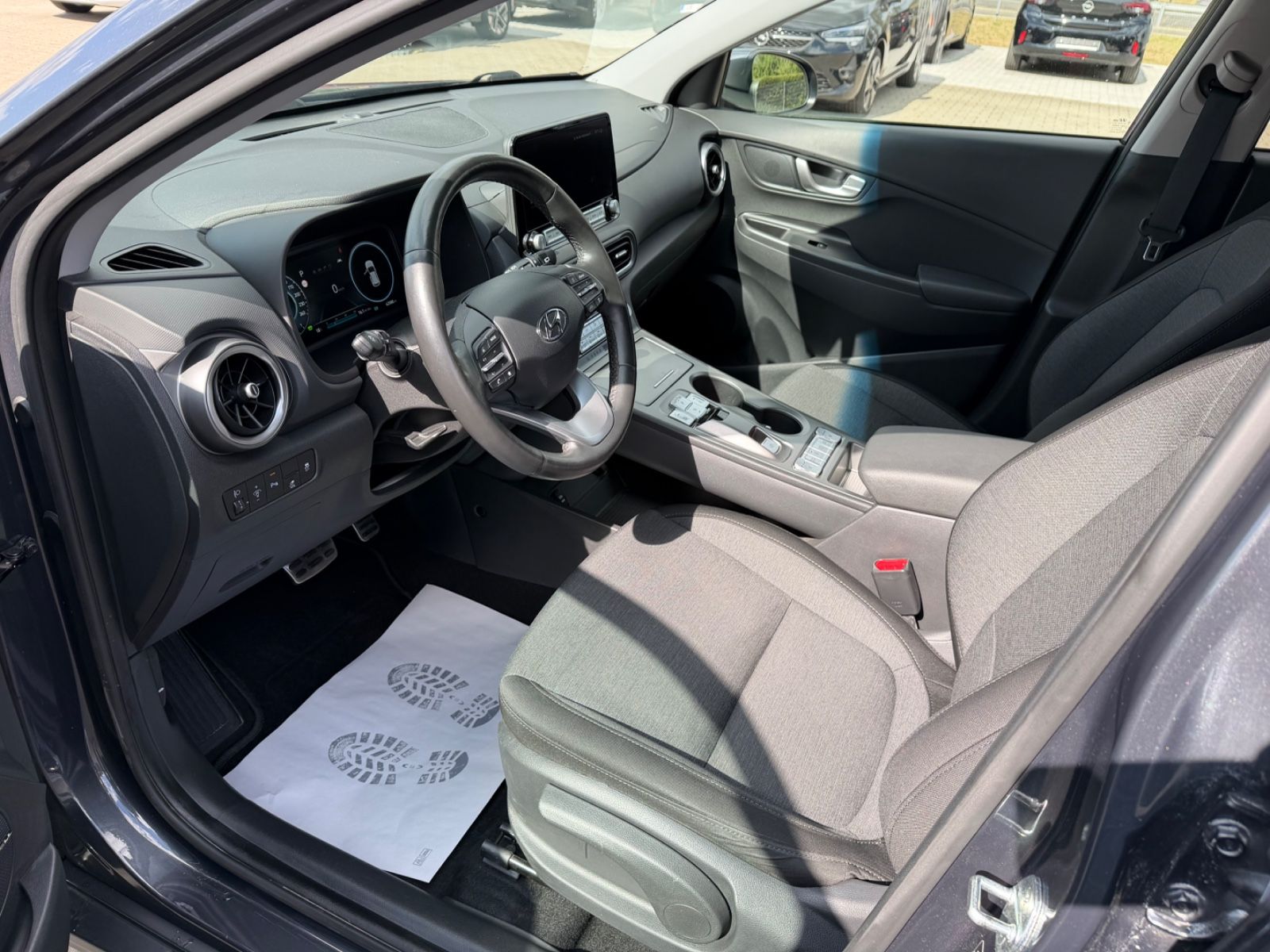Fahrzeugabbildung Hyundai Kona Elektro°64 kWh°AHK°Navi°Kamera°SOH 97%