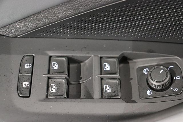 Passat Variant Business 2.0 TDI DSG NEUES MODELL