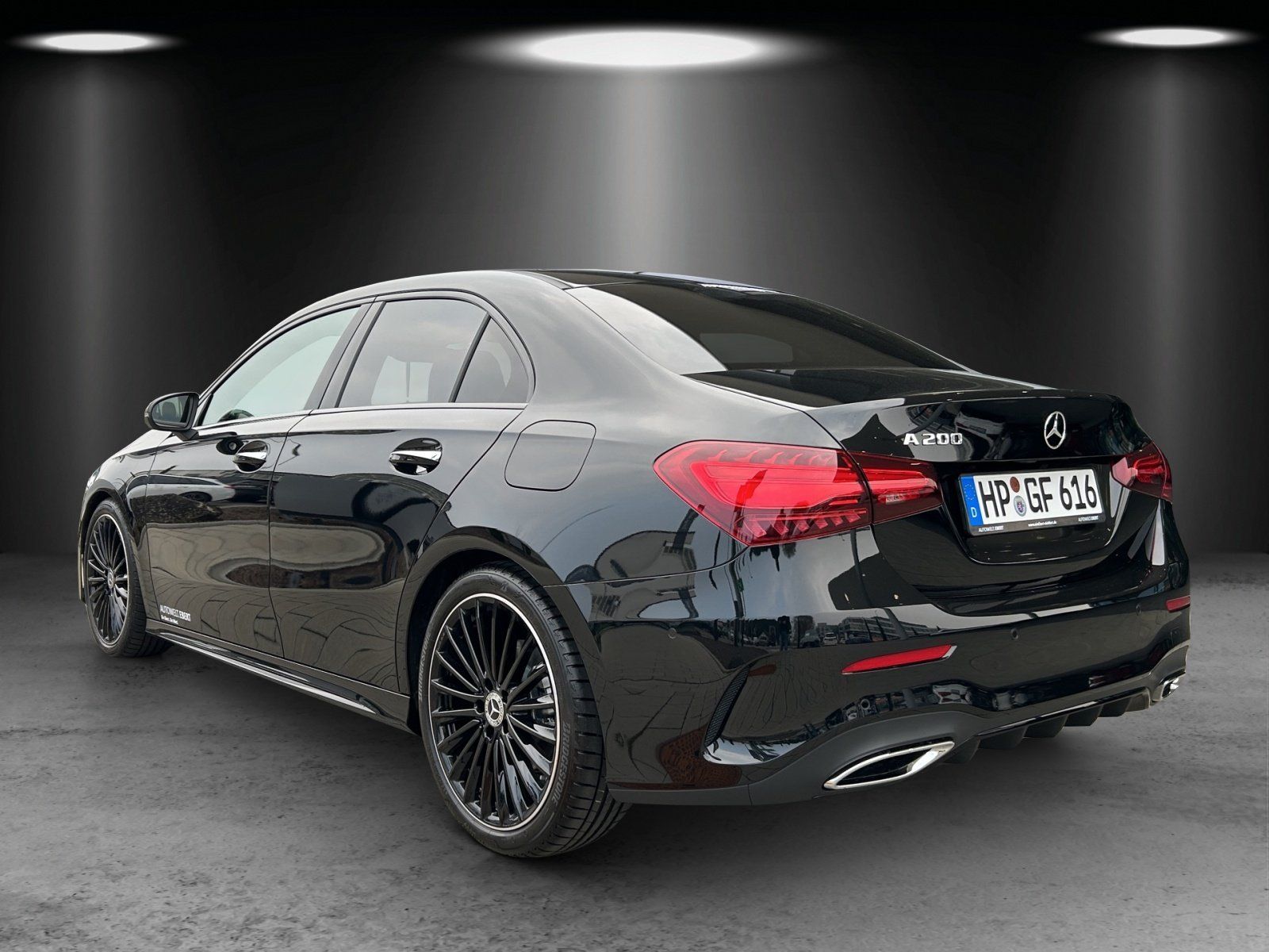 Fahrzeugabbildung Mercedes-Benz A 200 Lim AMG Standhzg MEMORY Multibeam DISTRO