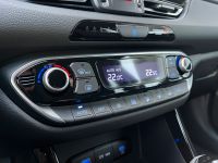 Hyundai i30 Kombi 1.6 T-GDI DCT Edition LED KAM 5JGAR bei Autohaus Landmann & Maier OHG