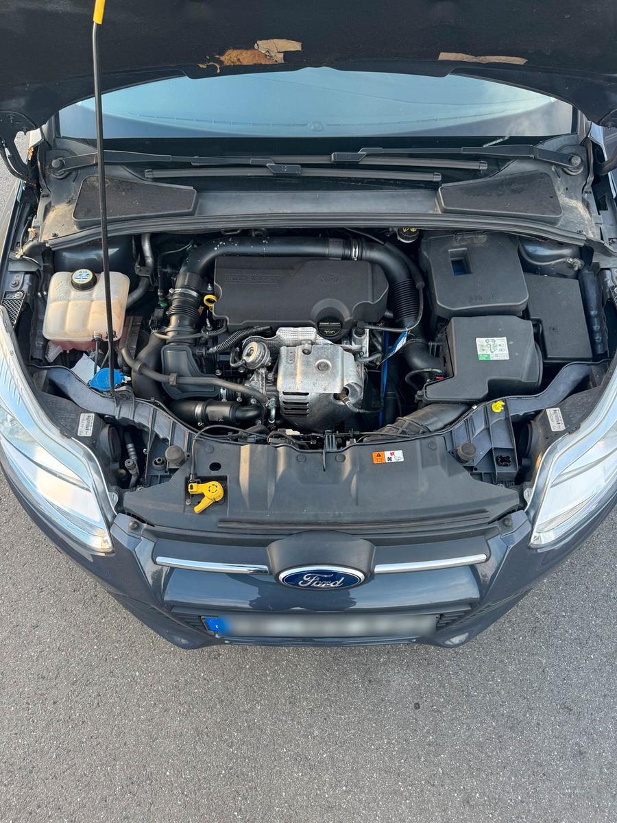 Ford Focus 2014 — photo 12