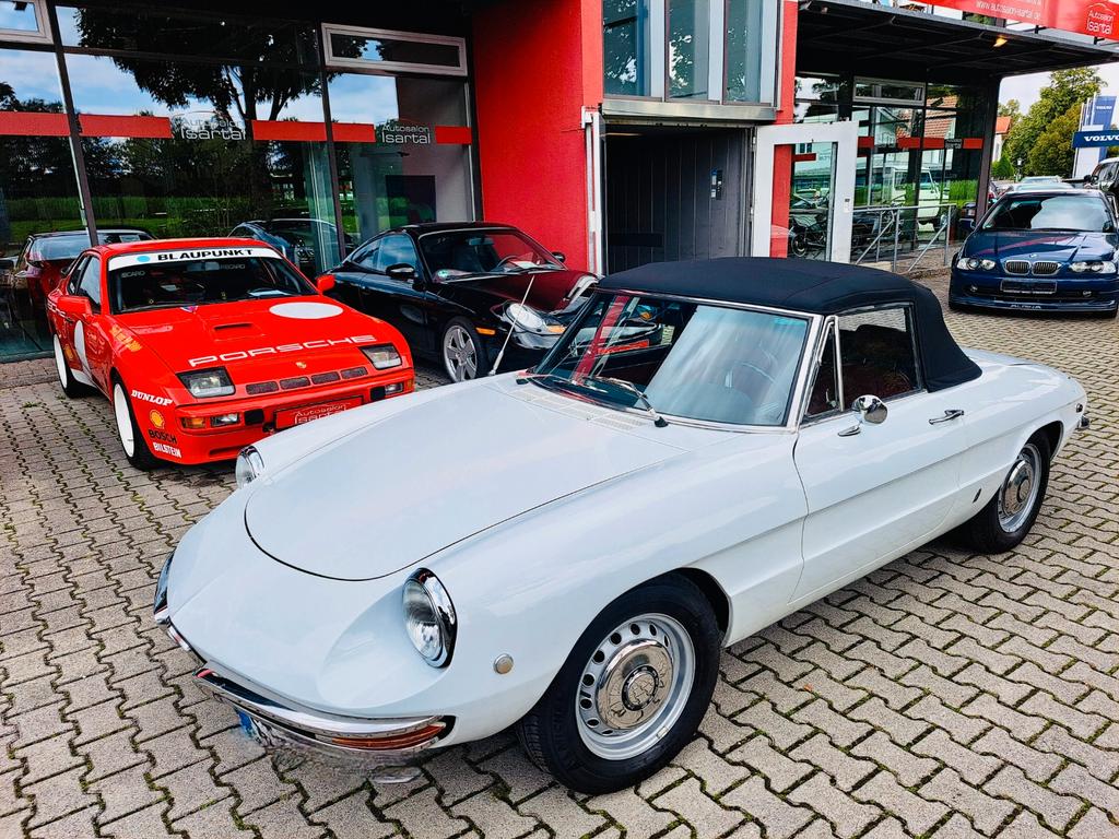 Alfa Romeo Spider