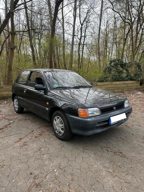 Toyota Starlet
