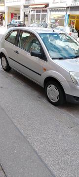 Ford Fiesta TDci mit TÜV - Ford Fiesta aus 2003 mit Diesel-Antrieb