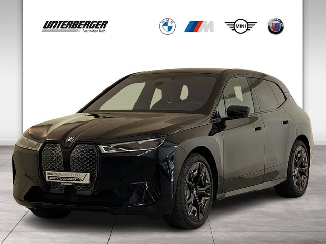 BMW iX xDrive40 Leasing 635€ o.Anz Sportpaket AHK HK