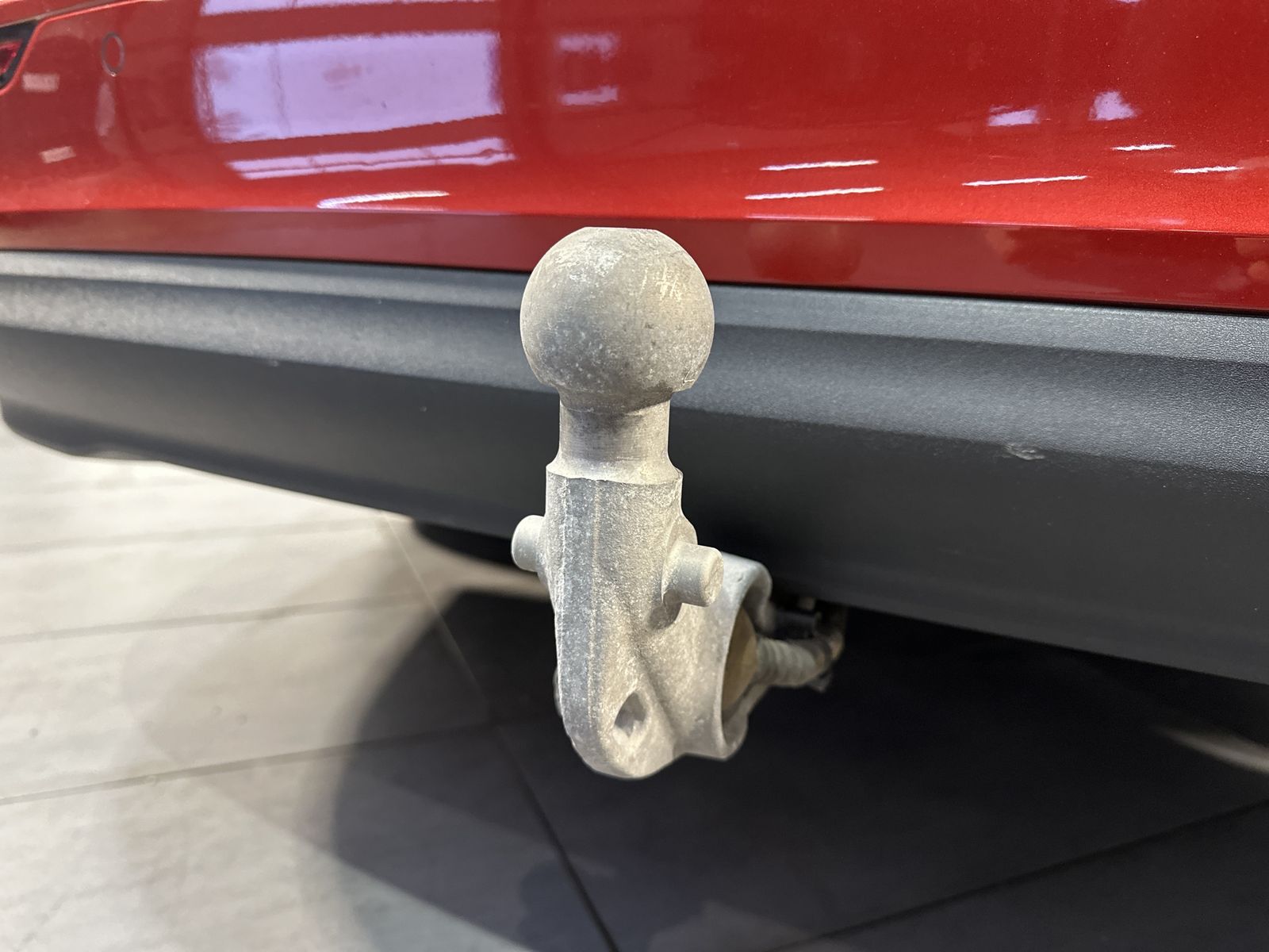 Fahrzeugabbildung Volvo V60 B4 Core NAV+LED+AHK+KAMERA+17ZO+DIGDISPLAY