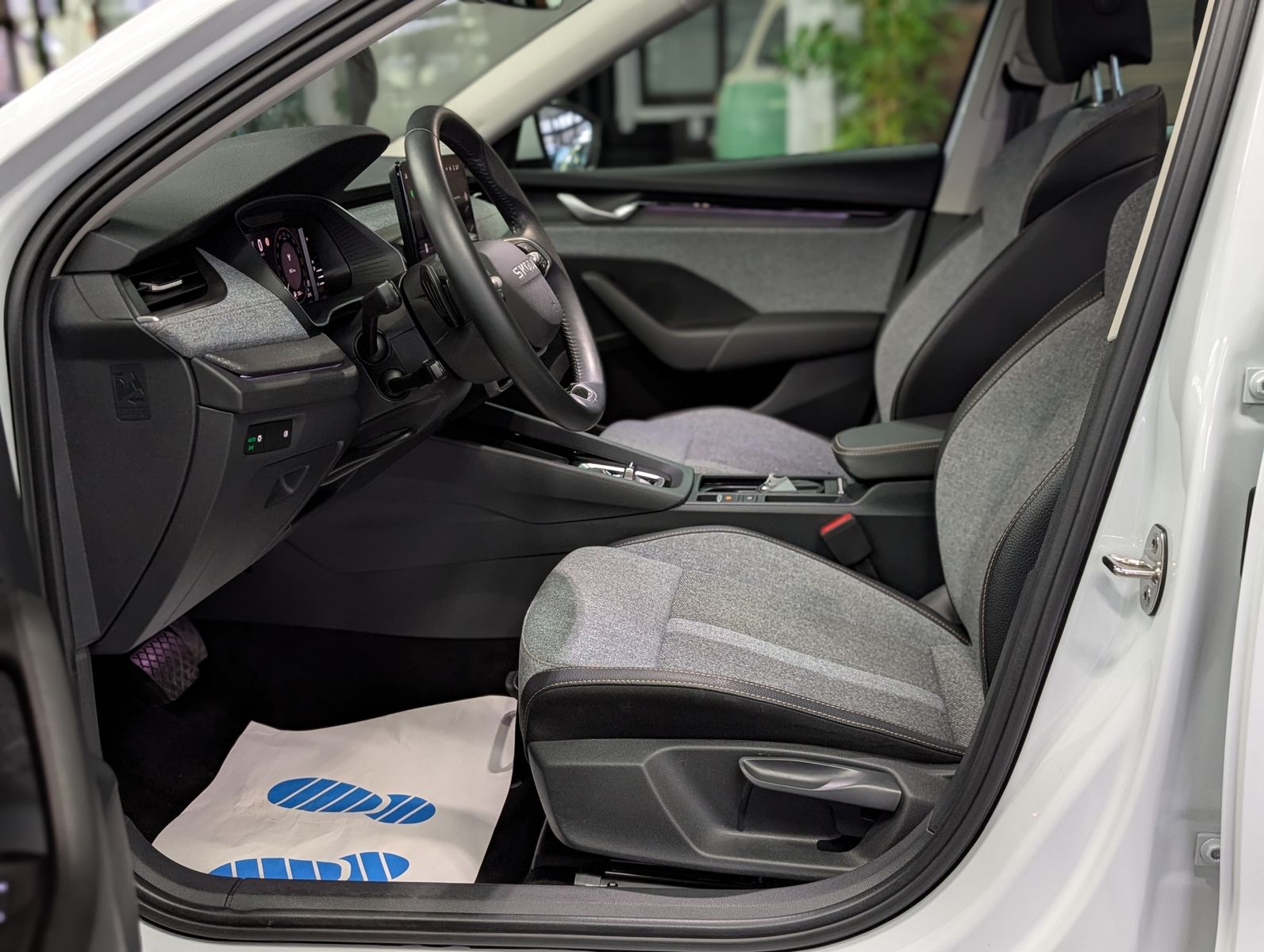 Fahrzeugabbildung SKODA Octavia 1.5 TSI mHEV Style ACC AHK 5J.-Garantie