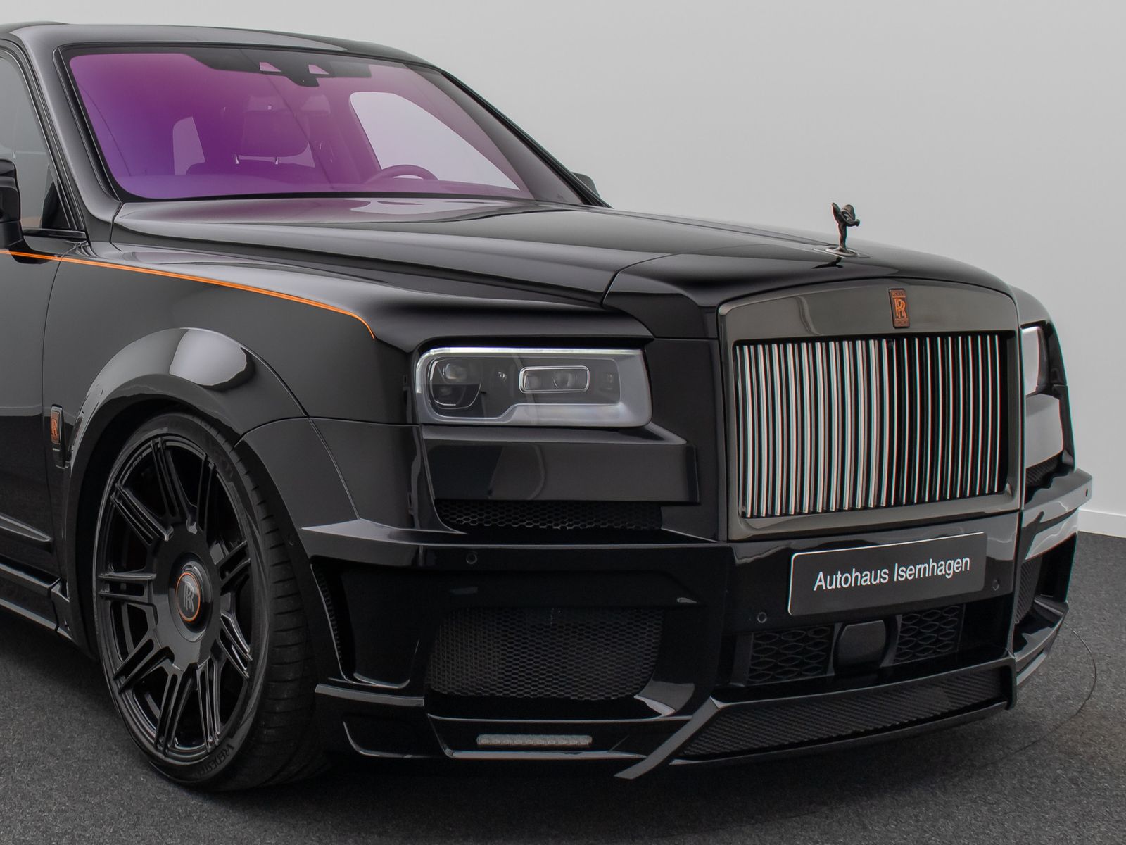 Fahrzeugabbildung Rolls-Royce Cullinan Black Badge Night Vision Novitec VOLL