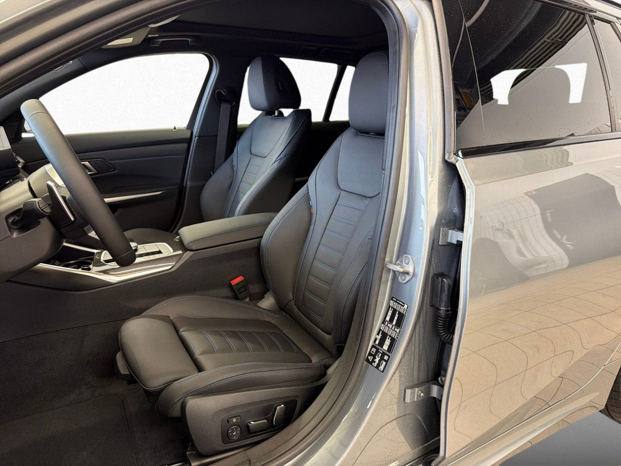 BMW 330 - Bild 12