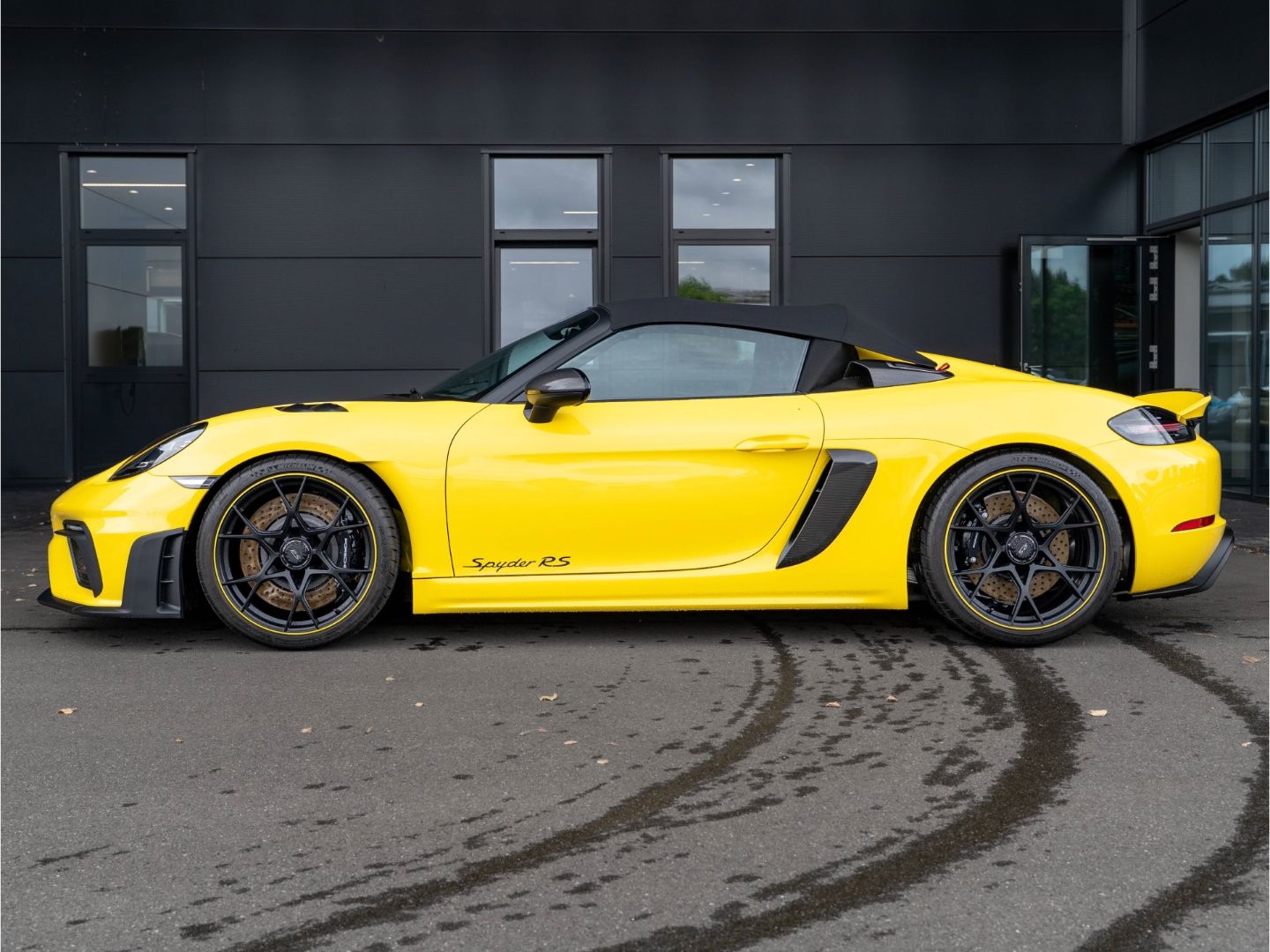 Porsche 718 Spyder RS Weissach Chrono Lift 90L BOSE imagem 2