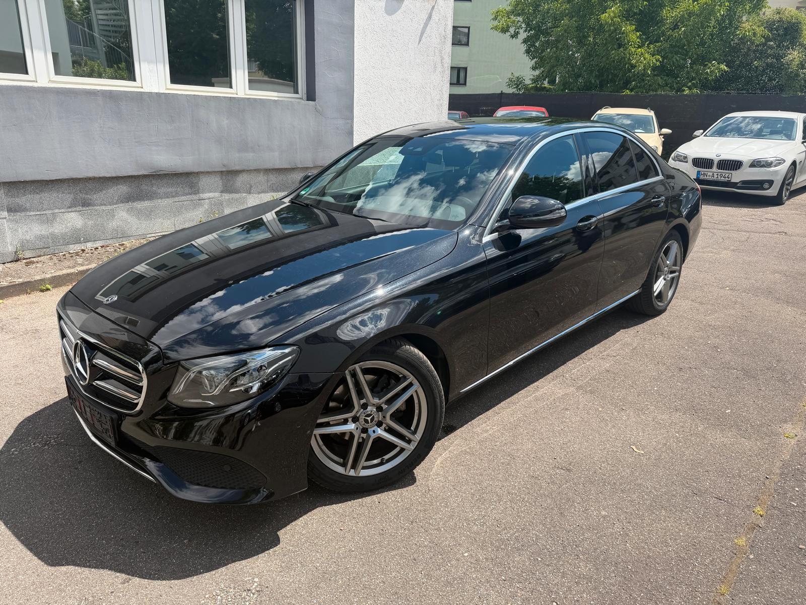 Mercedes-Benz E 220 E Limousine E 220 d