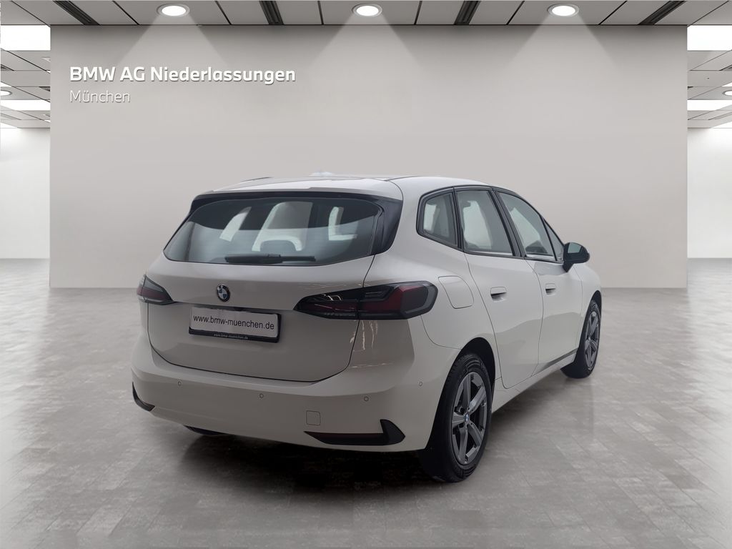 BMW 220 Active Tourer — fotografia 2