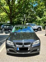 BMW 320 d *NAVI- PROF*STANDHEIZUNG*XENON*KEYLESS - gebrauchte BMW 320 aus dem Jahr 2011