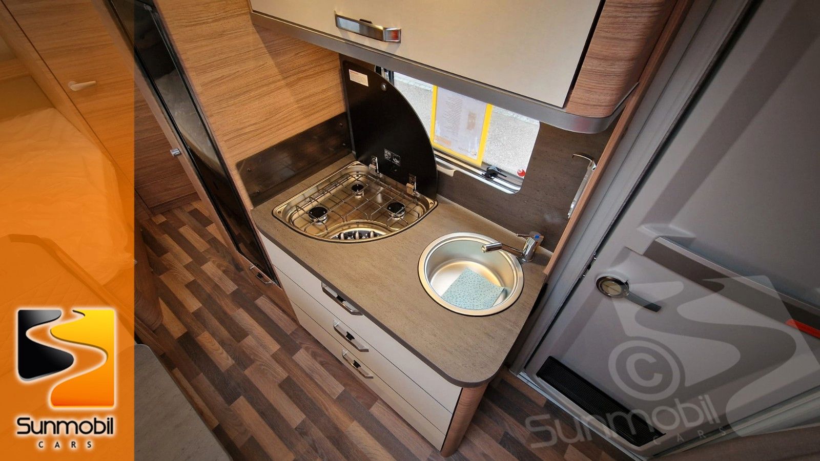 Fahrzeugabbildung Weinsberg CaraOne 500FDK, Edtion HOT 3er Etagenbett Mod.25