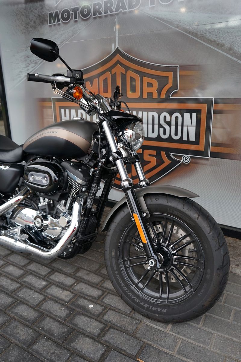 Fahrzeugabbildung Harley-Davidson Sportster XL 1200 C