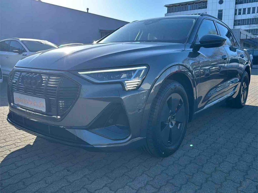 Image of Audi e-tron