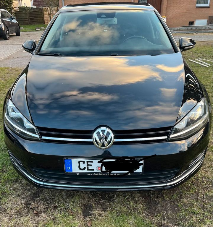 Image of Volkswagen Golf